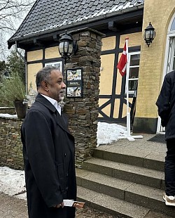 jeg byder velkommen ombord som en ægte SAS pilot ville gøre det - alt med maner